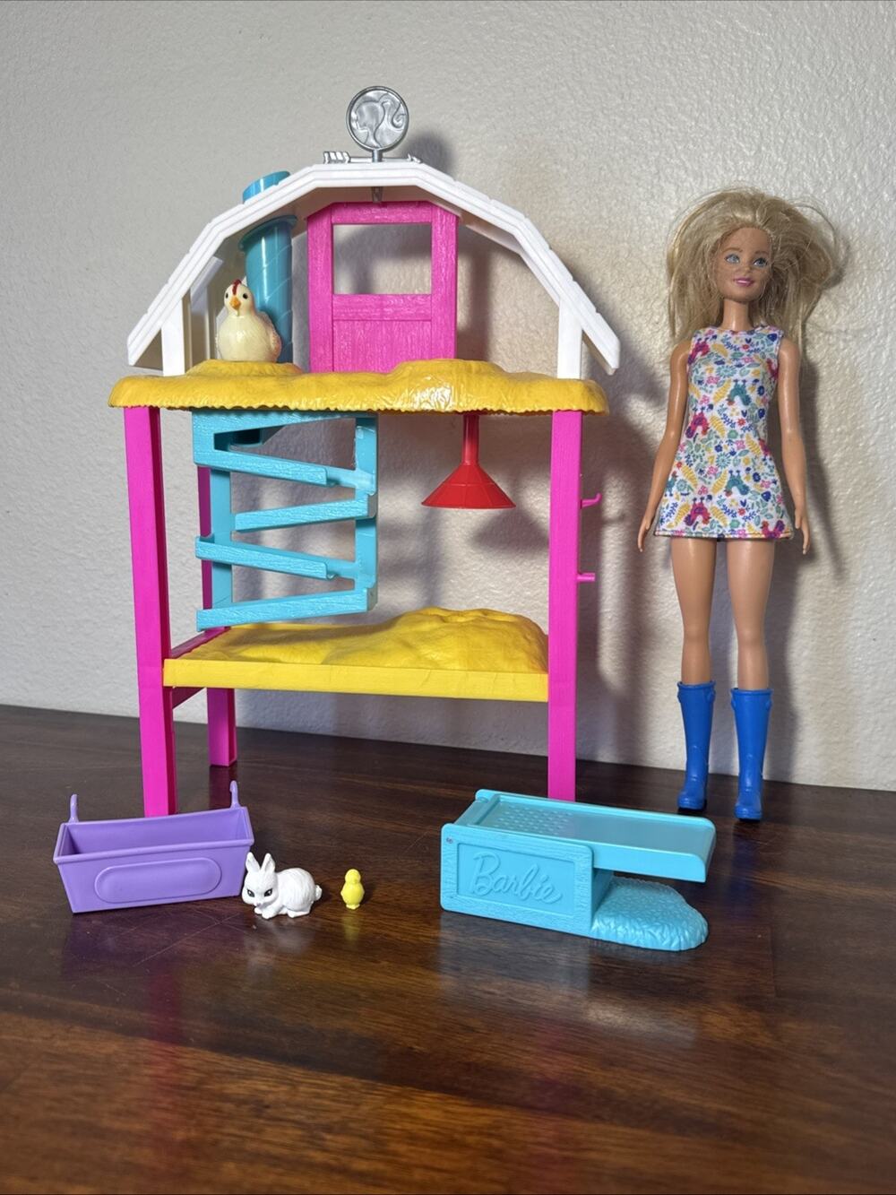 Barbie Hatch & Gather Egg Farm Playset with Chicken Coop and Accessories Partial